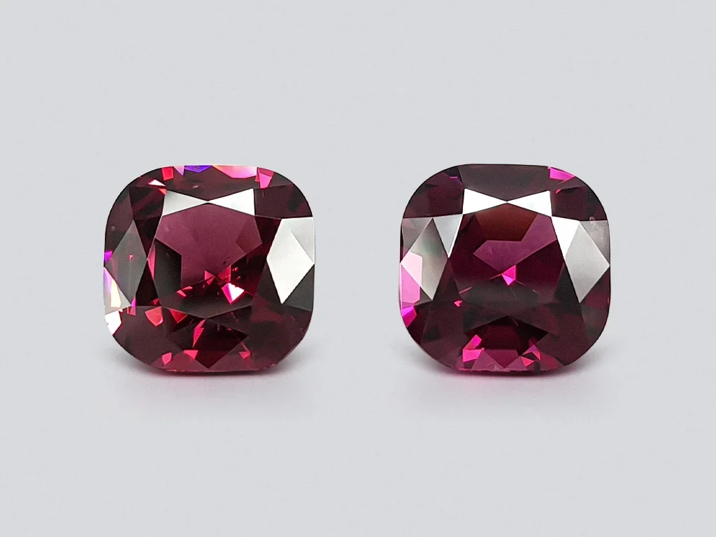 Pair of cushion cut rhodolites 9.92 ct, Malawi Image №1