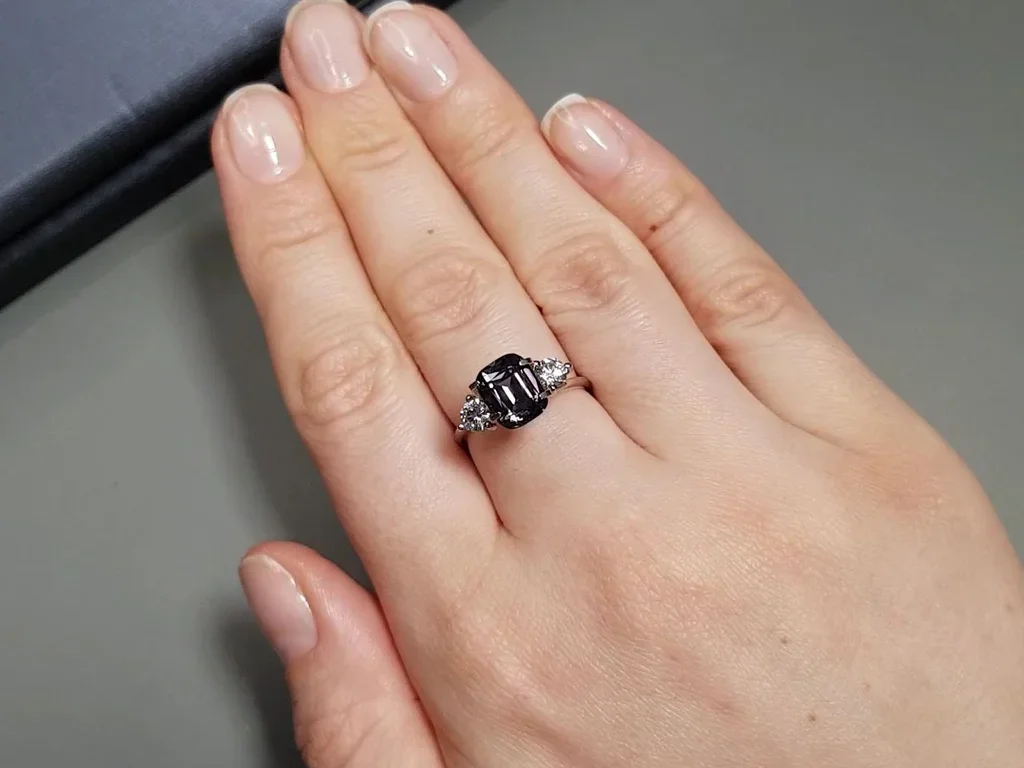 Dark gray cushion-cut spinel 2.37 carats, Burma Image №4