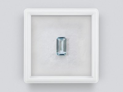 Light blue octagon cut aquamarine 1.07 carats, Africa photo