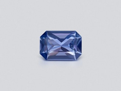 Radiant cut blue sapphire 0.91 carat, Sri Lanka photo