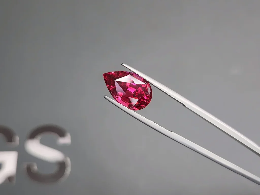 Spinel Mahenge Vivid Pink pear cut 7.92 carats, Tanzania Image №3