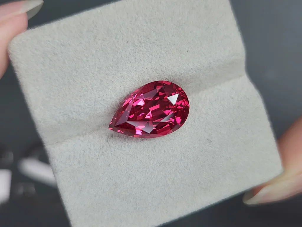 Spinel Mahenge Vivid Pink pear cut 7.92 carats, Tanzania Image №4