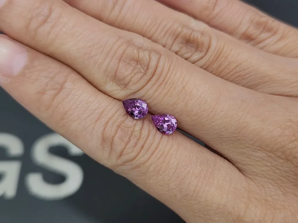 Pair of unheated purple sapphires pear cut 1.38 carats, Madagascar  Image №2