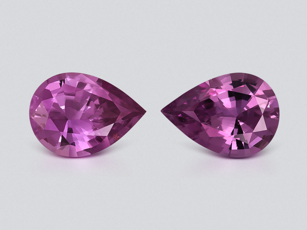 Pair of unheated purple sapphires pear cut 1.38 carats, Madagascar  Image №1