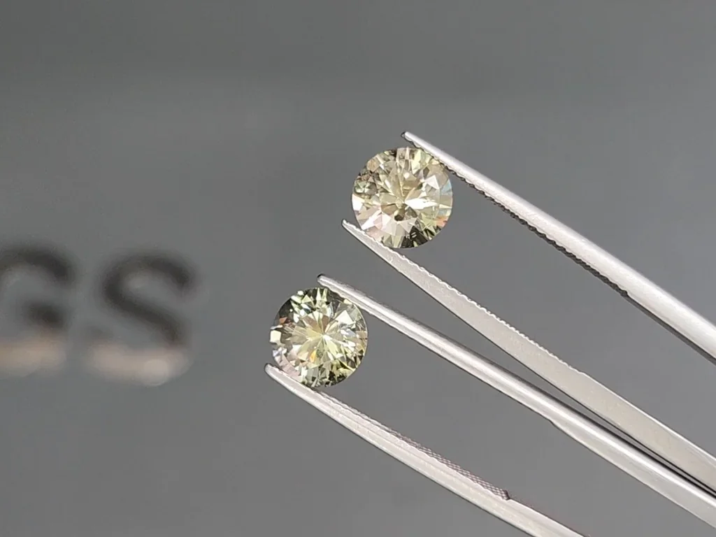 Pair of yellow beryls round cut 3.45 carats, Nigeria Image №3