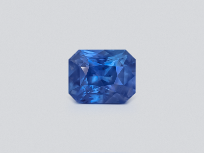 Unheated sapphire Intense Blue octagon cut 3.52 carats, Sri Lanka photo