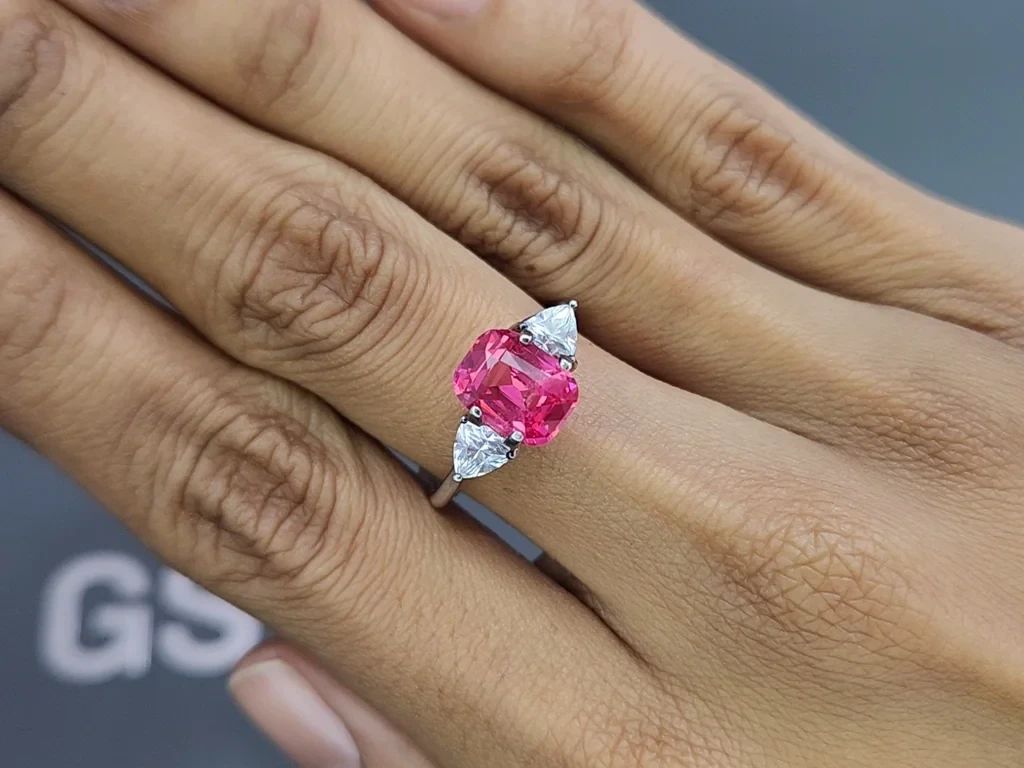 Vibrant Vivid Pink Mahenge spinel in cushion cut 2.57 carats, Tanzania Image №5