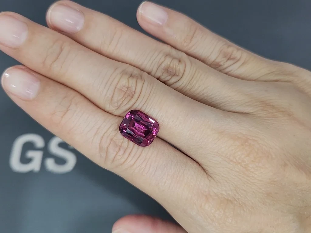 Garnet rhodolite Vivid Pink cushion cut 6.53 carats,Tanzania Image №2