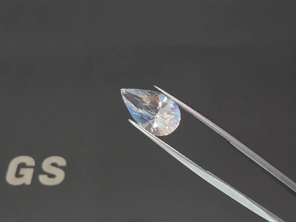 Rainbow moonstone pear cut 5.32 carats, Madagascar Image №3