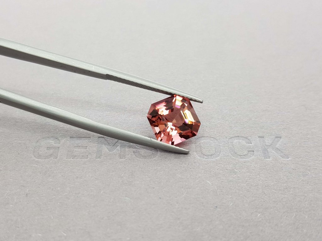 Orange-pink octagon cut tourmaline 3.88 ct Image №4