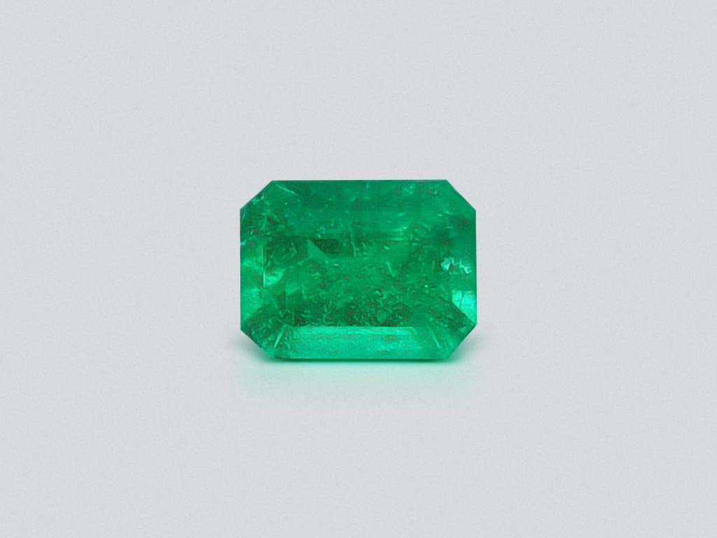 Colombian emerald Vivid Green 1.95 ct octagon cut Image №1