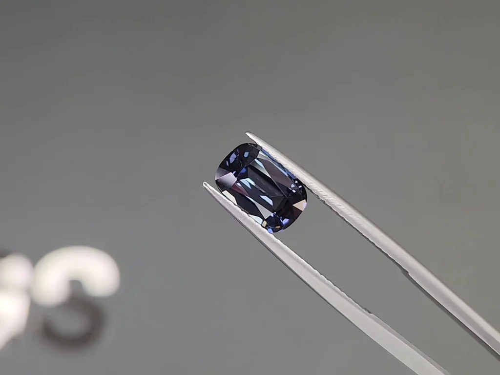 Cushion-cut blue spinel 2.13 carats, Tanzania Image №3