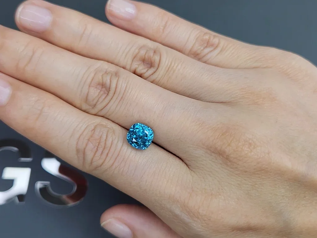 Cushion-cut blue zircon 4.81 carats, Cambodia Image №2