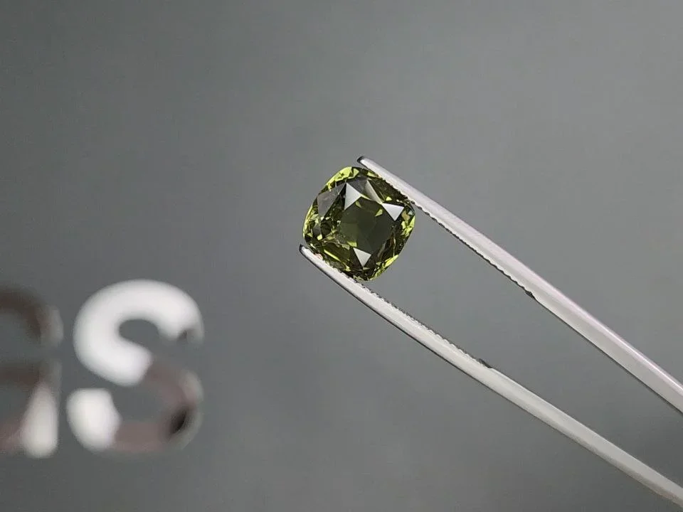 Green cushion cut tourmaline 3.22 carats, Congo  Image №3