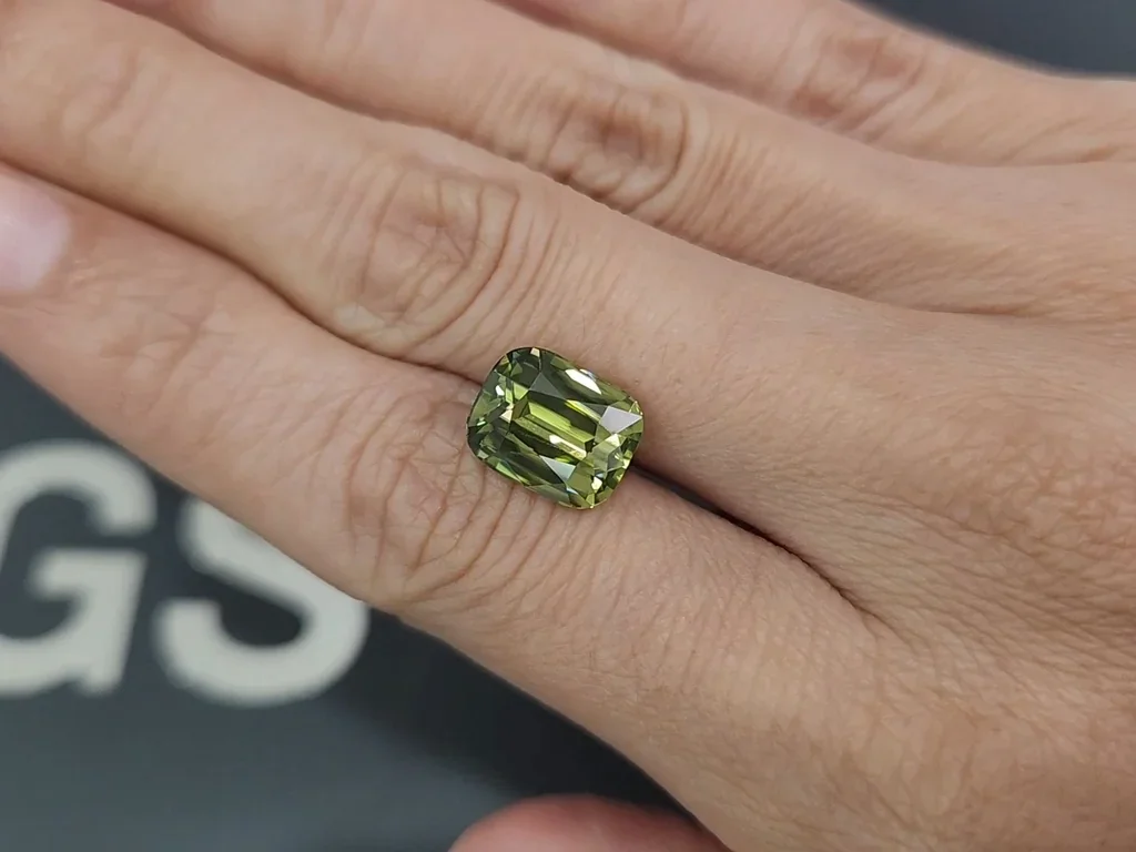 Yellow green zircon cushion cut 7.34 carats, Tanzania Image №2
