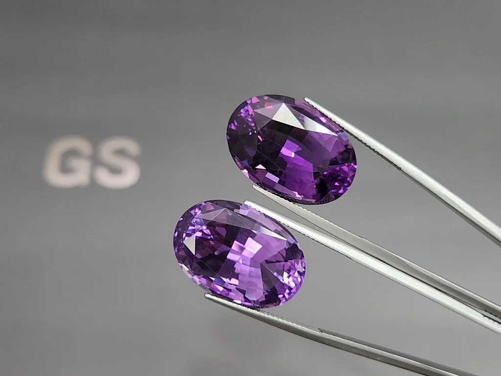 Pair of large amethysts oval cut 46.23 carats, Brazil Image №3