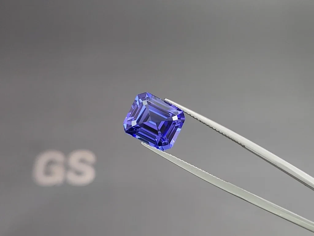 Tanzanite octagon cut  7.13 carats, Tanzania Image №3