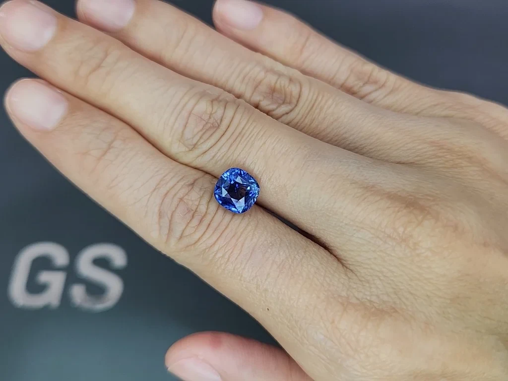 Sapphire Cornflower Blue cushion cut 3.36 carats, Sri Lanka Image №2