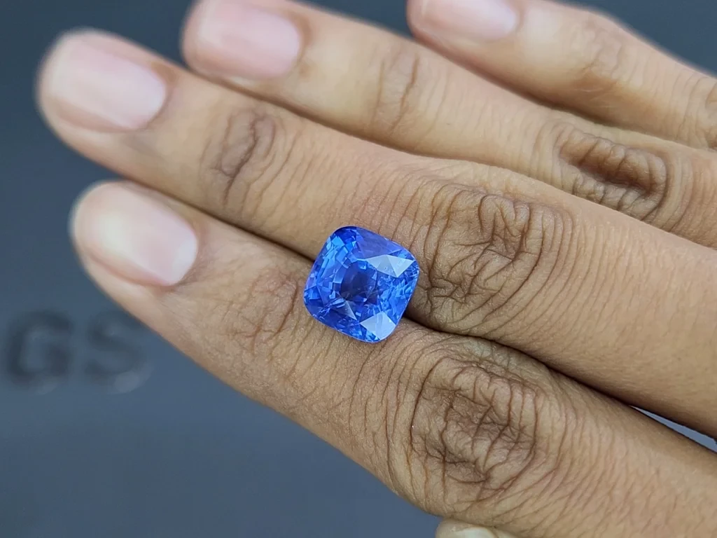 Unheated sapphire Cornflower Blue cushion cut  8.14 carats, Sri Lanka Image №2