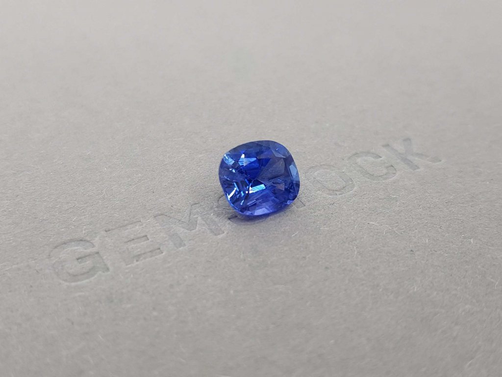 Cornflower Cushion Sapphire 4.13 ct, Sri Lanka Image №3
