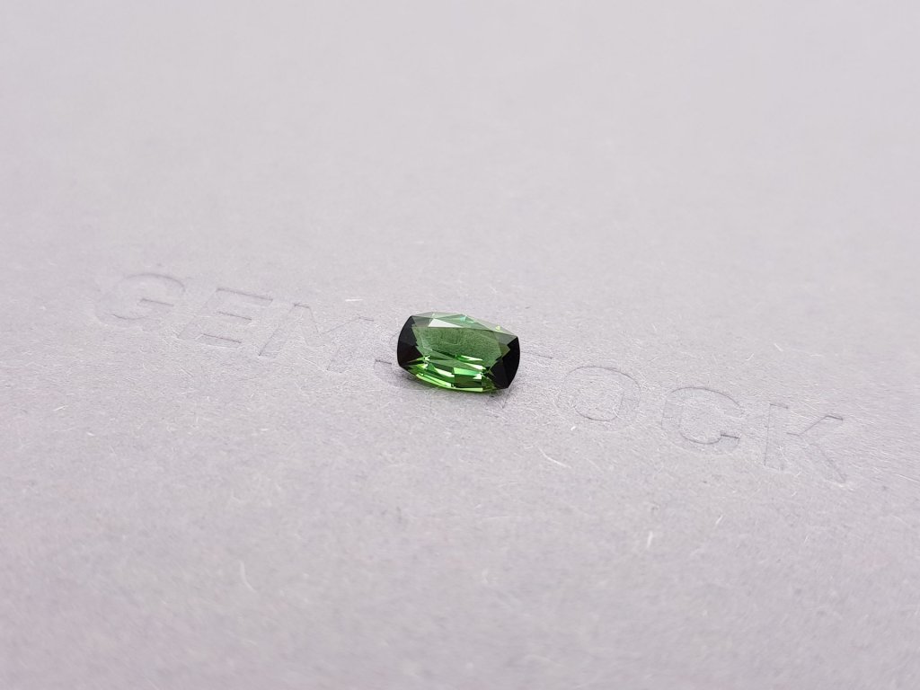Intense green cushion cut tourmaline 0.94 ct Image №3