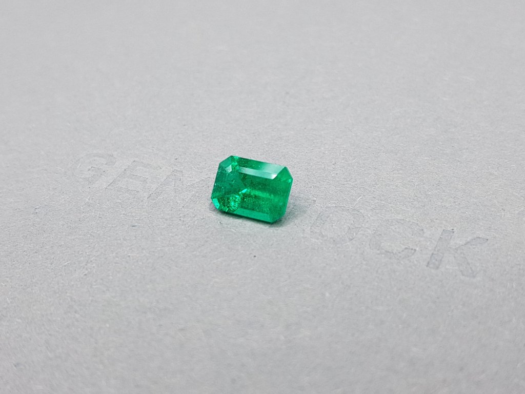 Colombian emerald Vivid Green, 1.71 ct Image №4