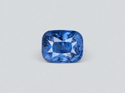 Unique cobalt blue cushion cut spinel from Tanzania 7.08 ct, GRS photo