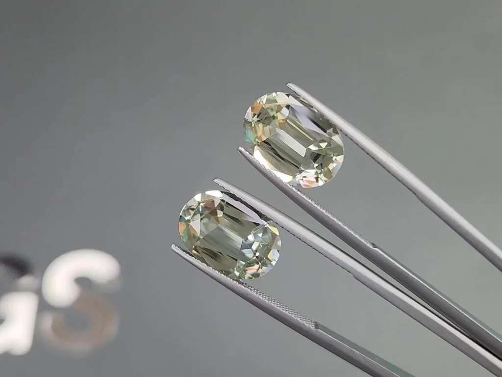 Pair of prasiolite (green quartz) in oval cut 8.81 carats, Africa Image №3