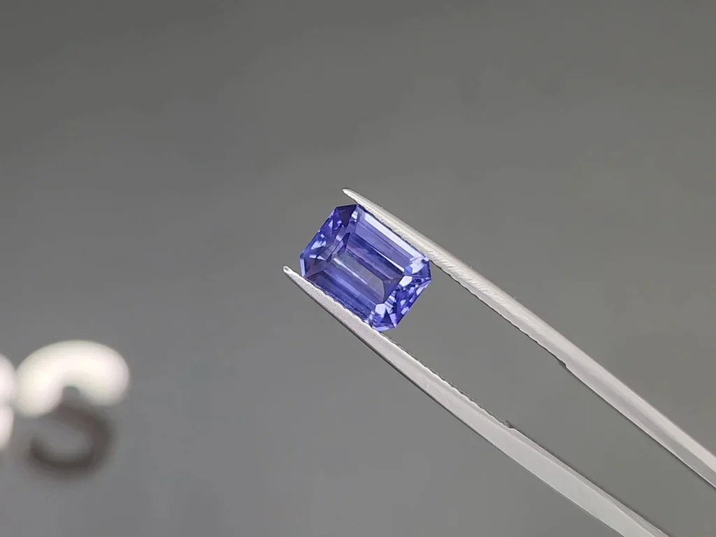 Unheated blue octagon cut sapphire 3.04 carats, Sri Lanka Image №3