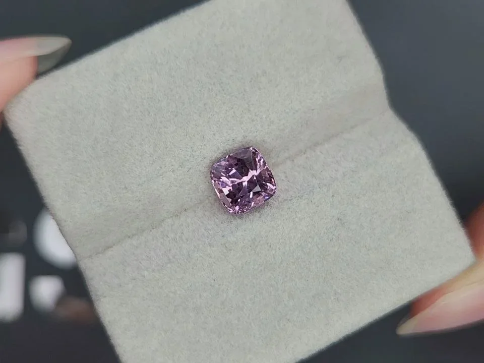 Lavender spinel in cushion cut 2.01 carats, Tanzania Image №4