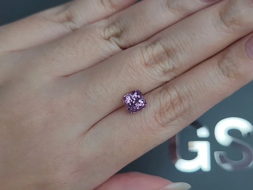 Lavender spinel in cushion cut 2.01 carats, Tanzania Image №2