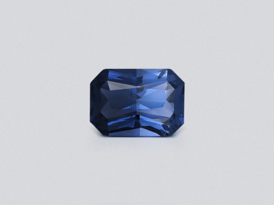 Unheated sapphire Vivid Blue octagon cut 2.04 carats, Tanzania photo