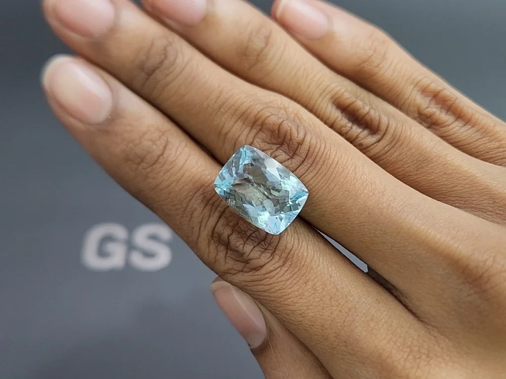 Aquamarine cushion cut 10.24 carats, Madagascar  Image №2