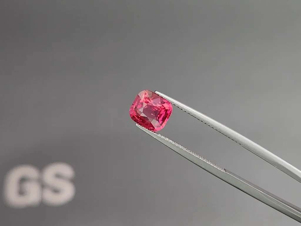 Vibrant Vivid Pink Mahenge spinel in cushion cut  2.05 carats, Tanzania   Image №3