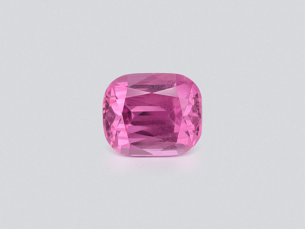 Garnet Malaya cushion cut 2.33 carats, Tanzania  Image №1