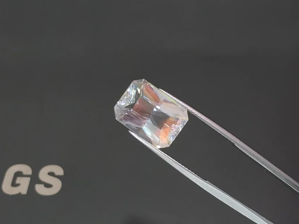 Rainbow moonstone cushion cut 11.93 carats, Madagascar Image №3