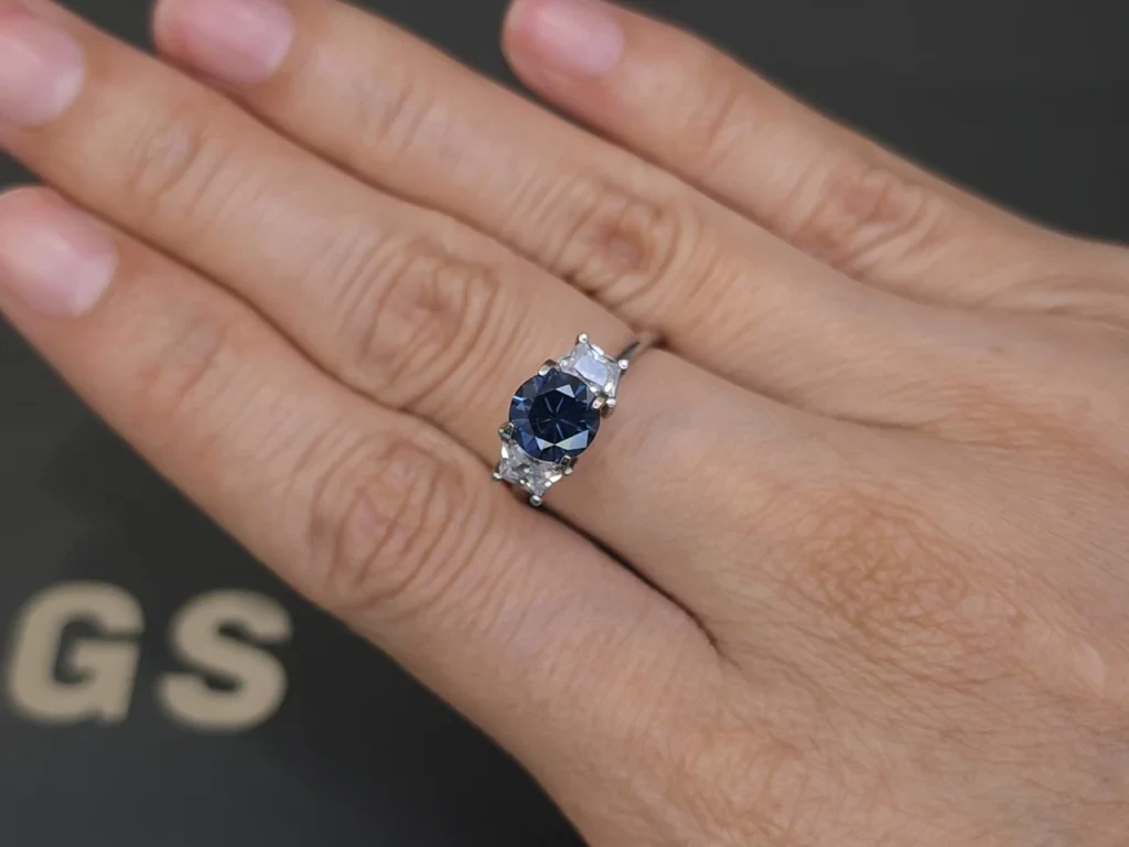 Blue spinel round cut 1.25 carats, Tanzania Image №5