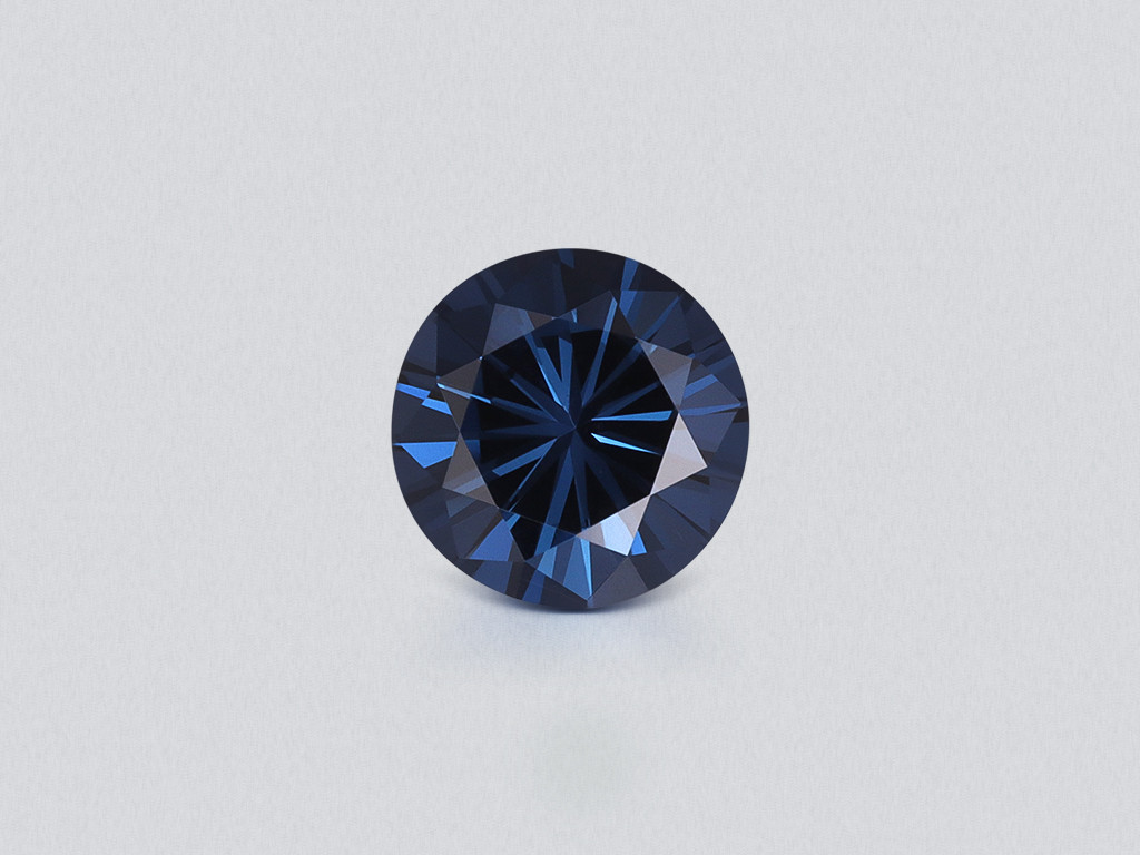 Blue spinel round cut 1.25 carats, Tanzania Image №1