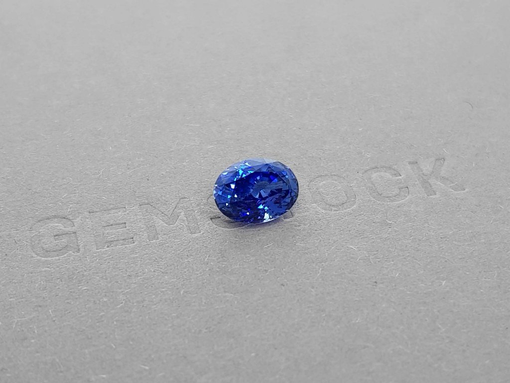 Cornflower oval sapphire 3.48 ct, Sri Lanka Image №2