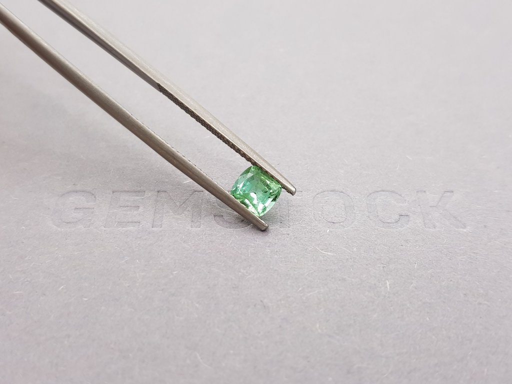 Cushion cut mint tourmaline 0.70 ct Image №5