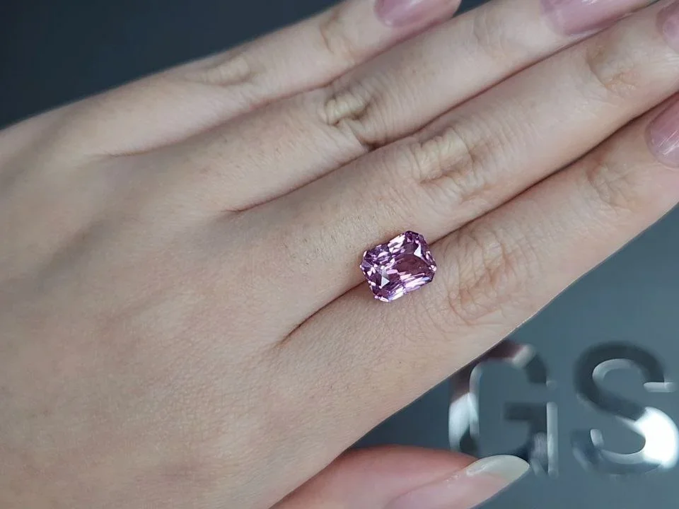 Lavender spinel in radiant cut 4.15 carats, Tanzania Image №2