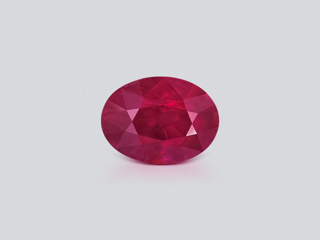 Unheated ruby Pigeon's blood oval cut 3.11 carats, Mozambique Image №1