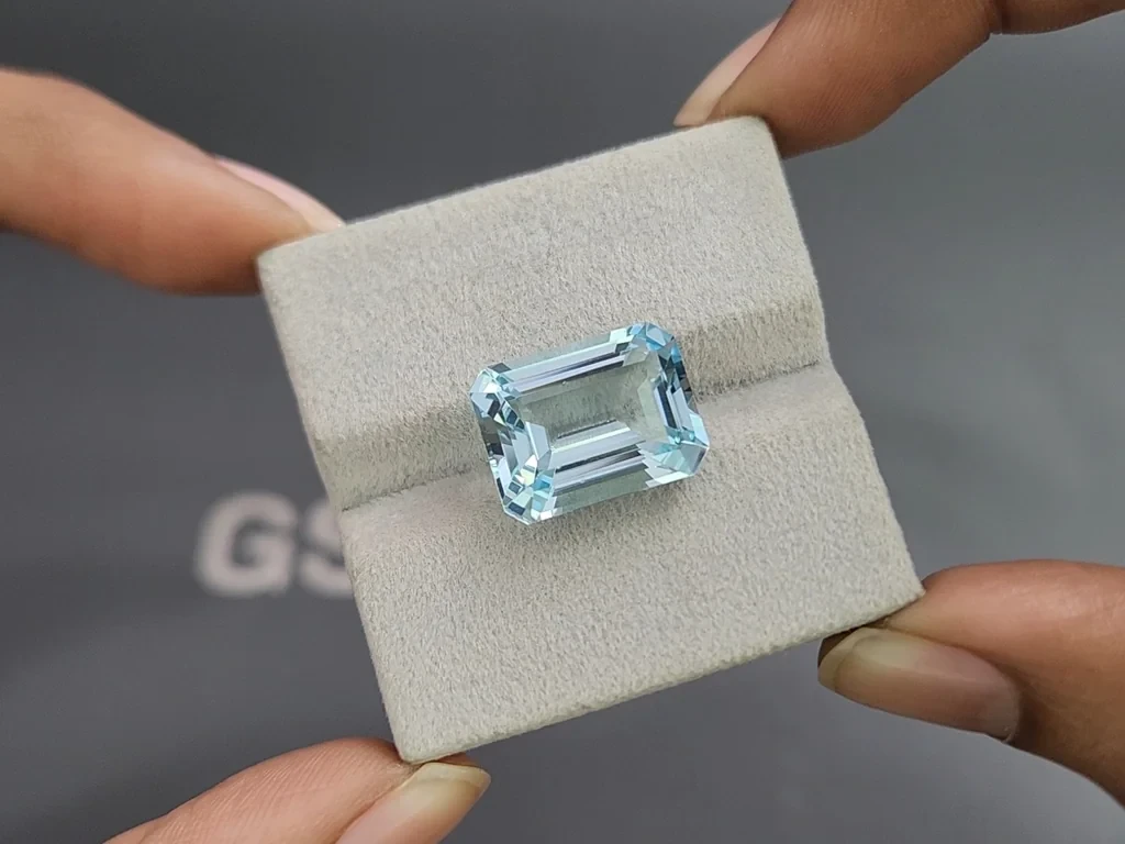 Aquamarine octagon cut 11.70 carats, Madagascar  Image №4