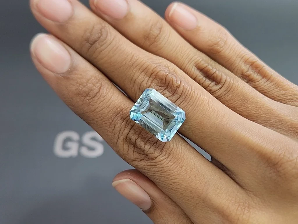 Aquamarine octagon cut 11.70 carats, Madagascar  Image №2
