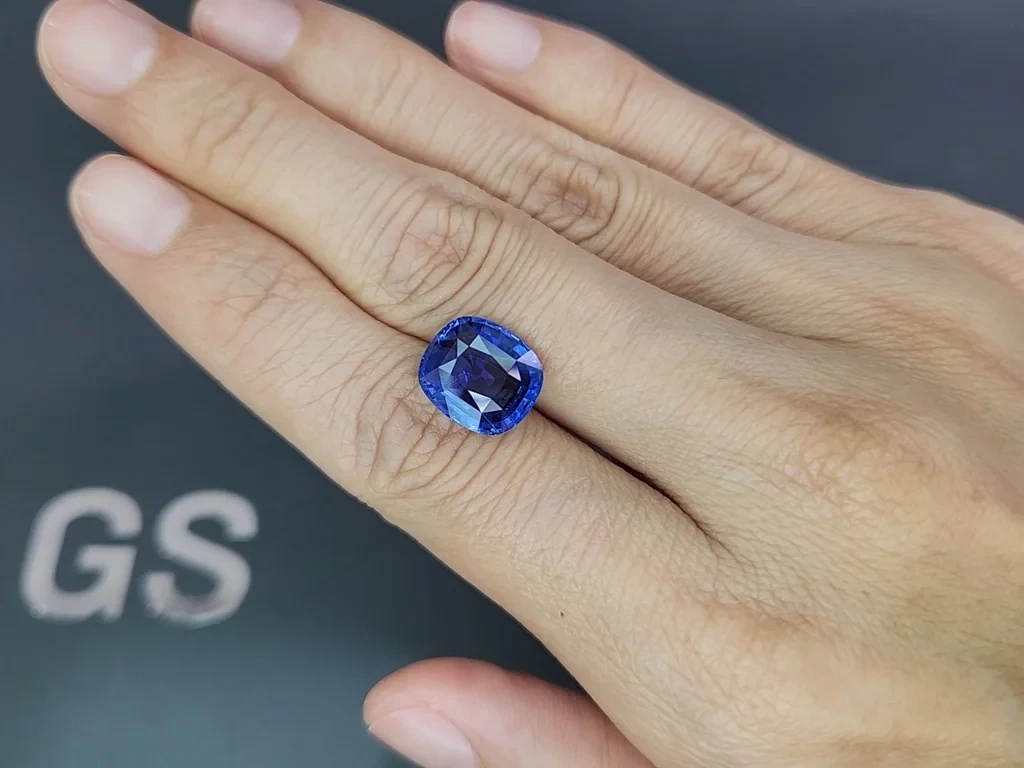 Sapphire Cornflower Blue cushion cut 5.45 carats, Sri Lanka Image №2