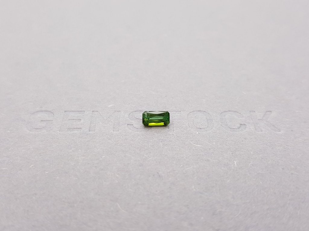 Yellowish green radiant cut tourmaline 0.36 ct Image №1