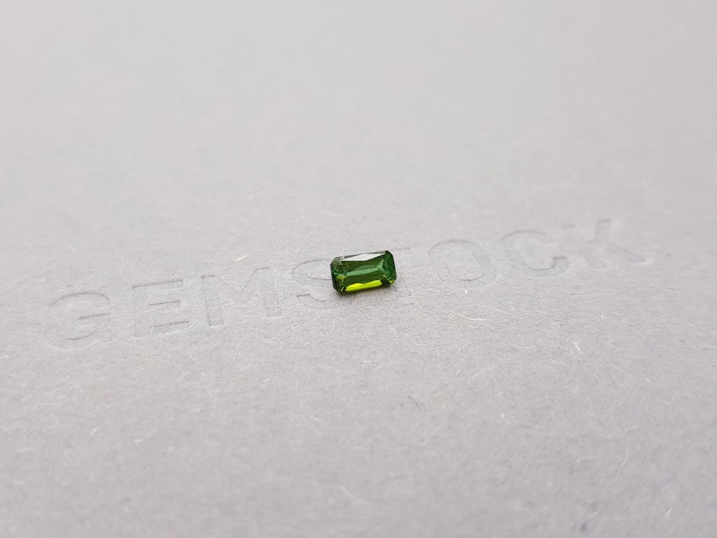 Yellowish green radiant cut tourmaline 0.36 ct Image №2