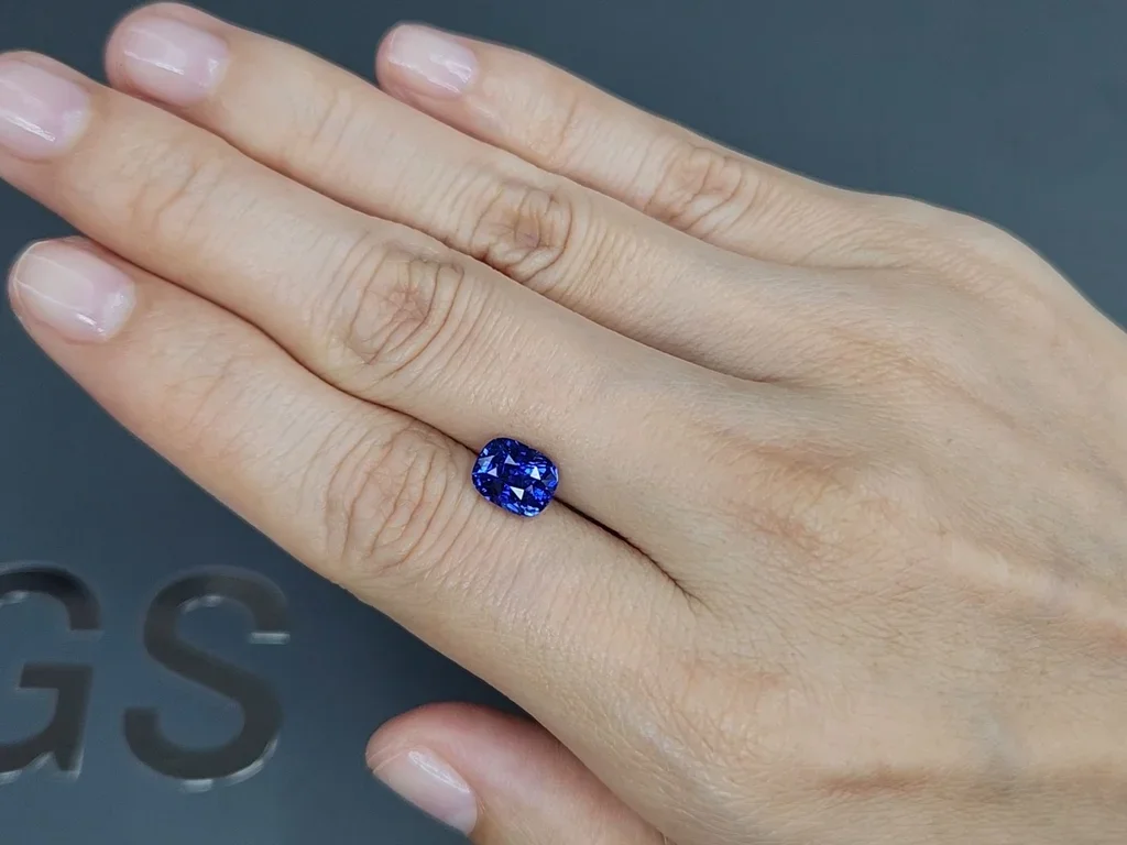 Unheated Royal blue sapphire in cushion cut 2.63 carats, Madagascar  Image №2