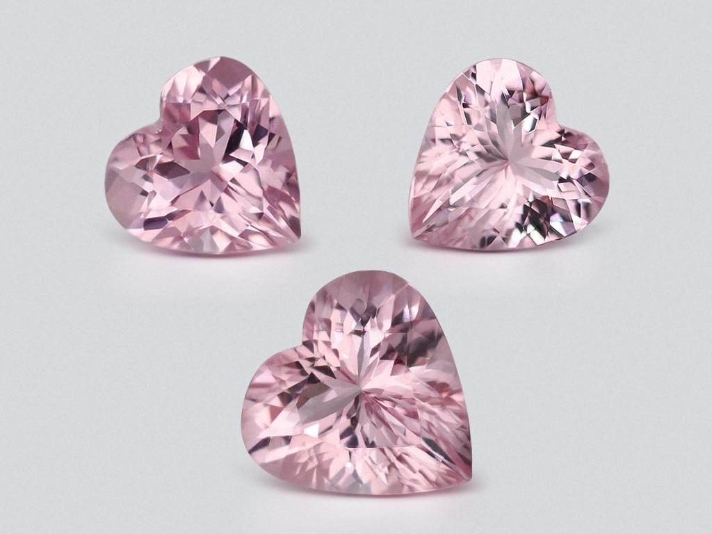 Heart shaped pink morganite set 6.88 carats, Madagascar  Image №1