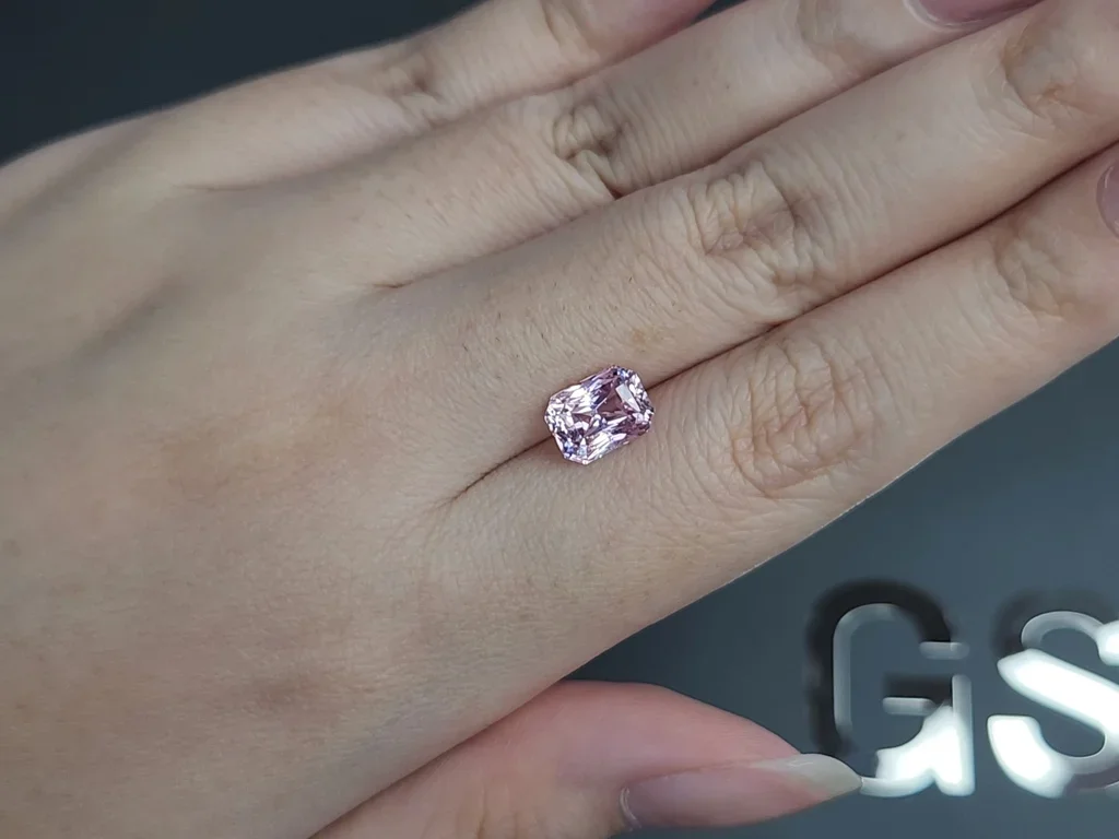 Unheated Baby pink sapphire in radiant cut 3.10 carats, Madagascar Image №2